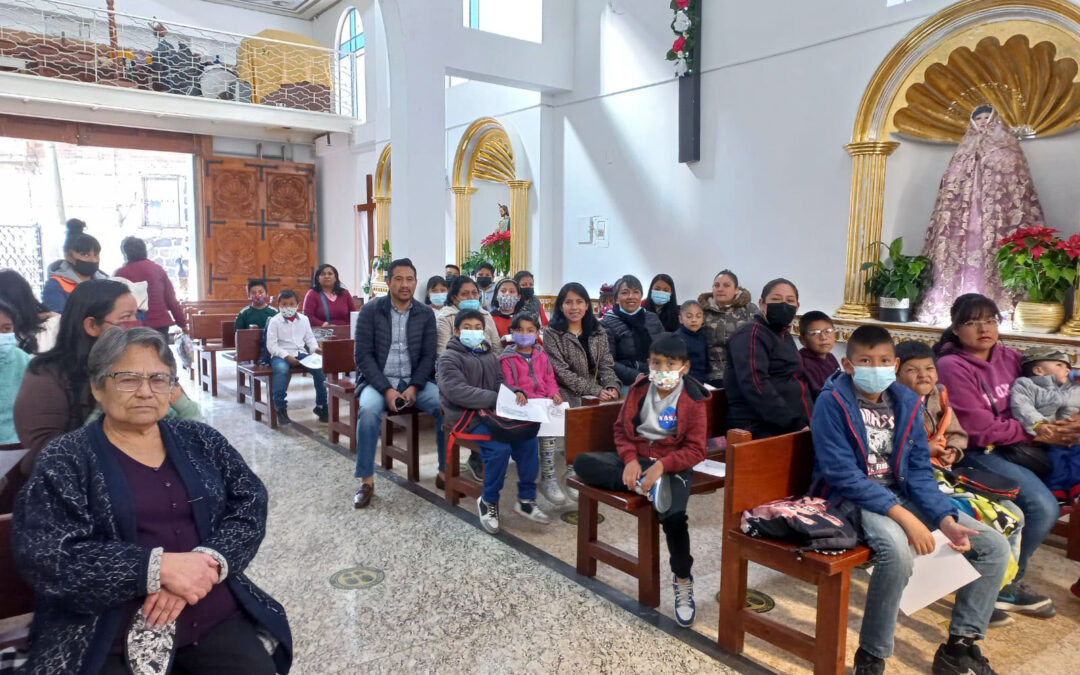 Entrega de invitaciones para el Primer Torneo Inter Catequesis