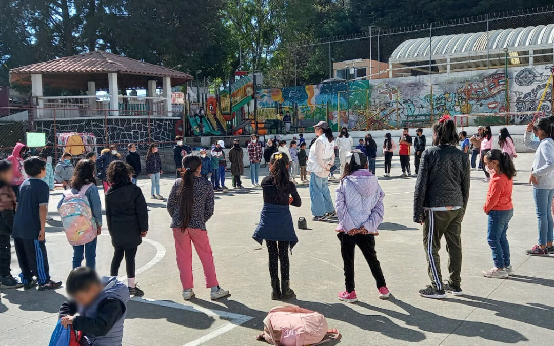 Educar con ternura: Derechos humanos de niños, niñas y adolescentes